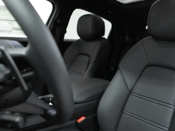 Porsche Cayenne Base Coupe AWD 2026