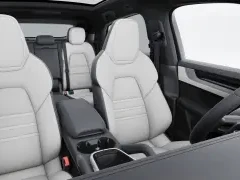 Porsche Cayenne Base Coupe AWD 2026