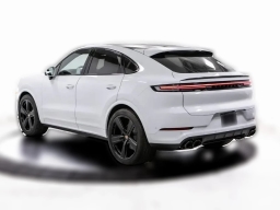 Porsche Cayenne Base Coupe AWD 2025
