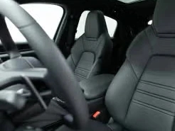 Porsche Cayenne Base Coupe AWD 2025