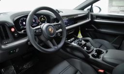 Porsche Cayenne Base Coupe AWD 2026