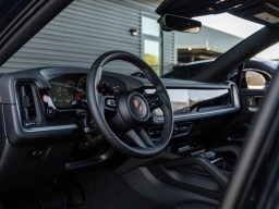 Porsche Cayenne Base Coupe AWD 2026