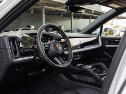 Porsche Cayenne Base Coupe AWD 2026
