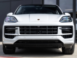 Porsche Cayenne Base Coupe AWD 2026
