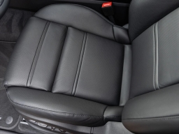 Porsche Cayenne Base Coupe AWD 2026