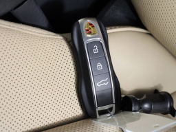 Porsche Cayenne E-Hybrid Coupe AWD 2026