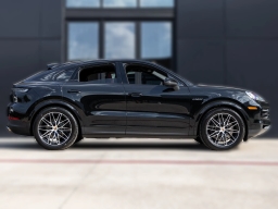 Porsche Cayenne E-Hybrid Coupe AWD 2026