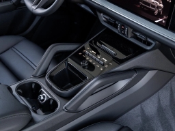 Porsche Cayenne E-Hybrid Coupe AWD 2026