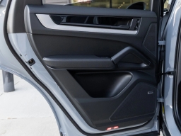 Porsche Cayenne E-Hybrid Coupe AWD 2026