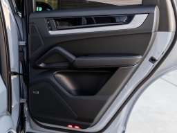 Porsche Cayenne E-Hybrid Coupe AWD 2026