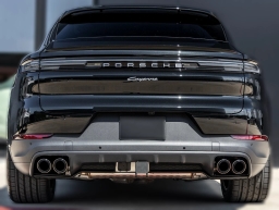 Porsche Cayenne E-Hybrid Coupe AWD 2026