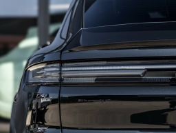 Porsche Cayenne E-Hybrid Coupe AWD 2026