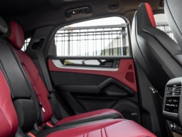 Porsche Cayenne E-Hybrid Coupe AWD 2026