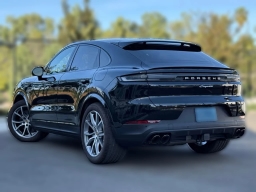 Porsche Cayenne E-Hybrid Coupe AWD 2025