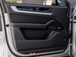 Porsche Cayenne E-Hybrid Coupe AWD 2026