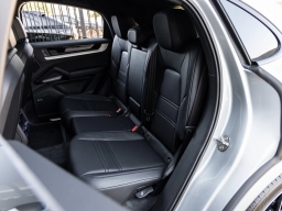 Porsche Cayenne E-Hybrid Coupe AWD 2026