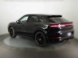 Porsche Cayenne GTS Coupe AWD 2026