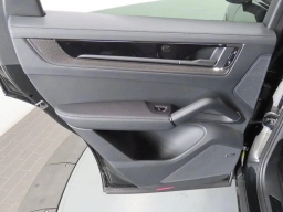 Porsche Cayenne GTS Coupe AWD 2026