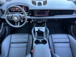 Porsche Cayenne GTS Coupe AWD 2026