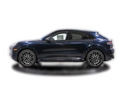 Porsche Cayenne GTS Coupe AWD 2026