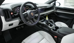 Porsche Cayenne GTS Coupe AWD 2026