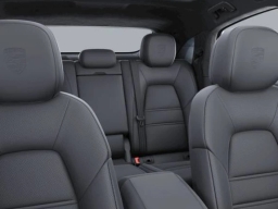 Porsche Cayenne GTS Coupe AWD 2026