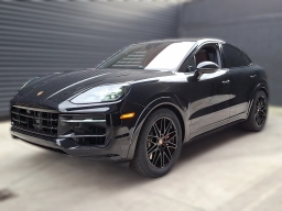 Porsche Cayenne GTS Coupe AWD 2026