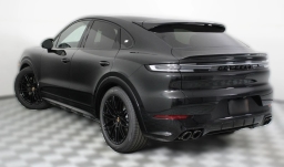 Porsche Cayenne GTS Coupe AWD 2026