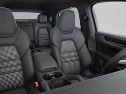 Porsche Cayenne GTS Coupe AWD 2026