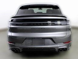 Porsche Cayenne GTS Coupe AWD 2026