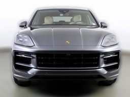 Porsche Cayenne GTS Coupe AWD 2026