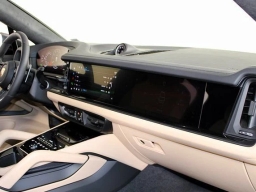 Porsche Cayenne GTS Coupe AWD 2026