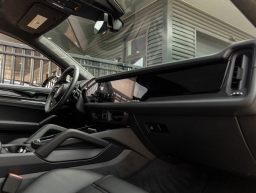 Porsche Cayenne GTS Coupe AWD 2026