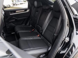 Porsche Cayenne S Coupe AWD 2026