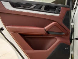 Porsche Cayenne S Coupe AWD 2026