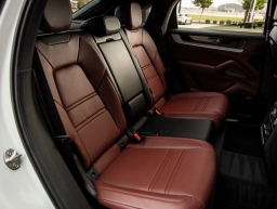 Porsche Cayenne S Coupe AWD 2026