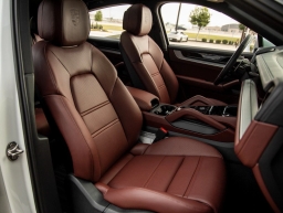 Porsche Cayenne S Coupe AWD 2026