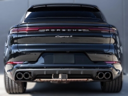 Porsche Cayenne S Coupe AWD 2026