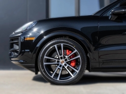 Porsche Cayenne S Coupe AWD 2026