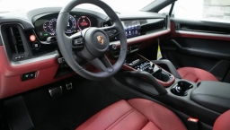 Porsche Cayenne S Coupe AWD 2026