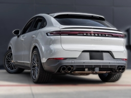 Porsche Cayenne S Coupe AWD 2026