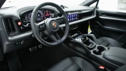 Porsche Cayenne S Coupe AWD 2026