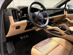 Porsche Cayenne S Coupe AWD 2026