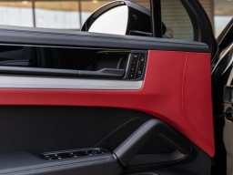 Porsche Cayenne S Coupe AWD 2026