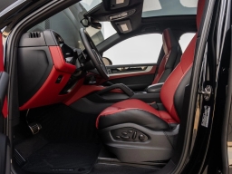 Porsche Cayenne S Coupe AWD 2026