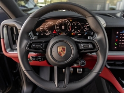 Porsche Cayenne S Coupe AWD 2026