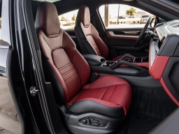 Porsche Cayenne S Coupe AWD 2026