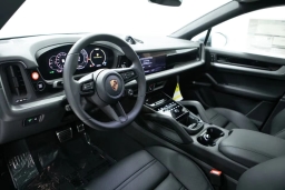 Porsche Cayenne S Coupe AWD 2026