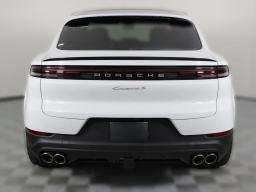 Porsche Cayenne S Coupe AWD 2026