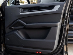 Porsche Cayenne S Coupe AWD 2026